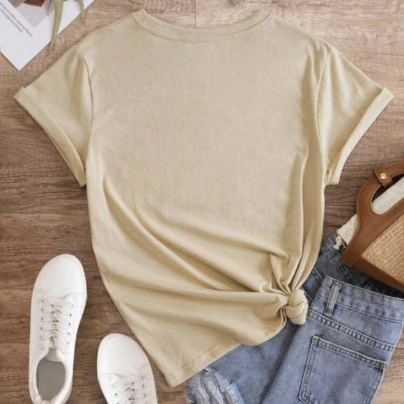 IDK ,IDC, IDGAF Graphic Tee NEW - Picture 2 of 5